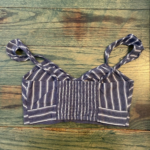 American Eagle Outfitters crop top XS/S - Picture 3 of 5